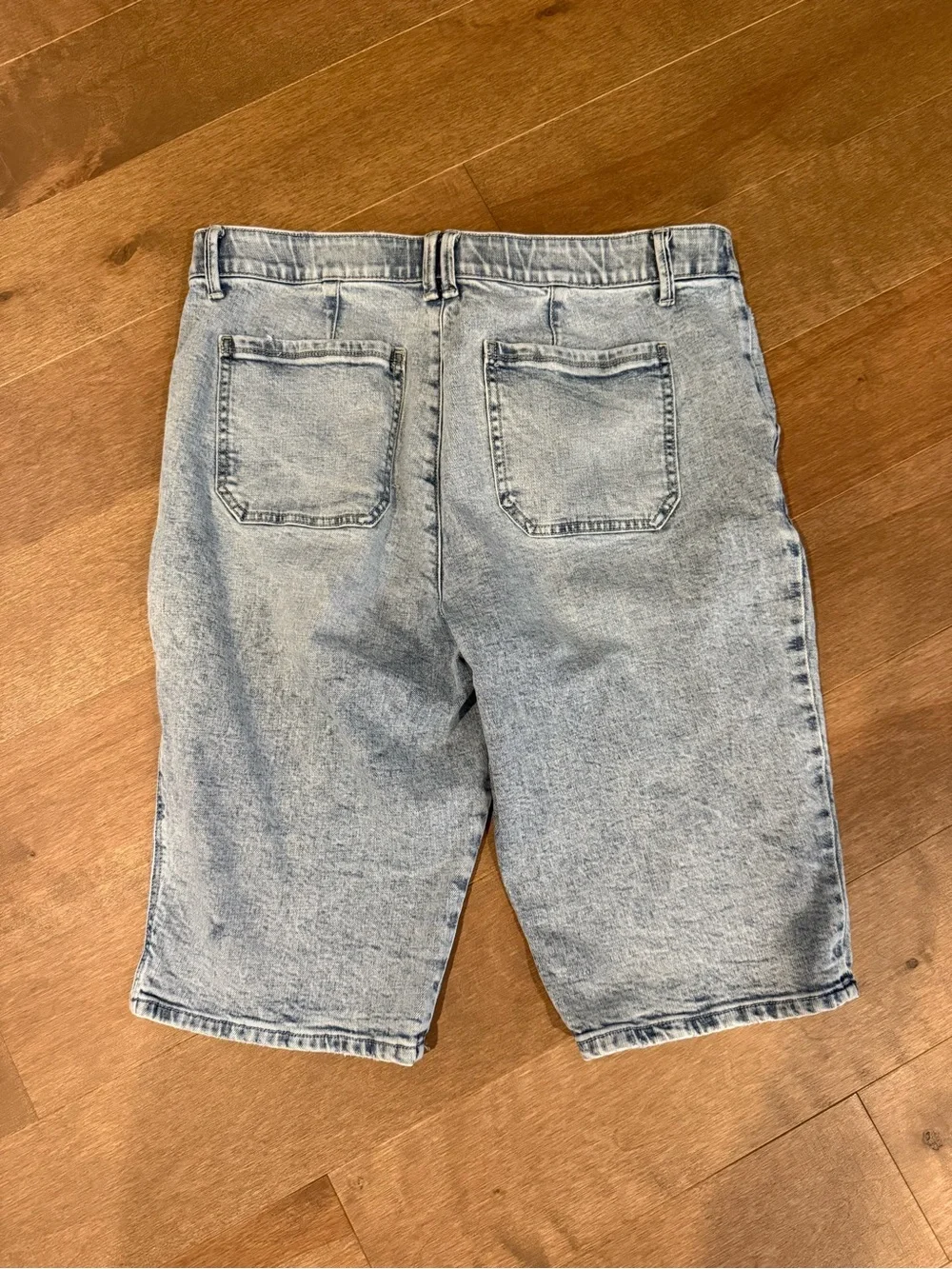 Democracy Size 14 Jorts Long Bermuda Denim Shorts Light Wash Wide Leg Utility